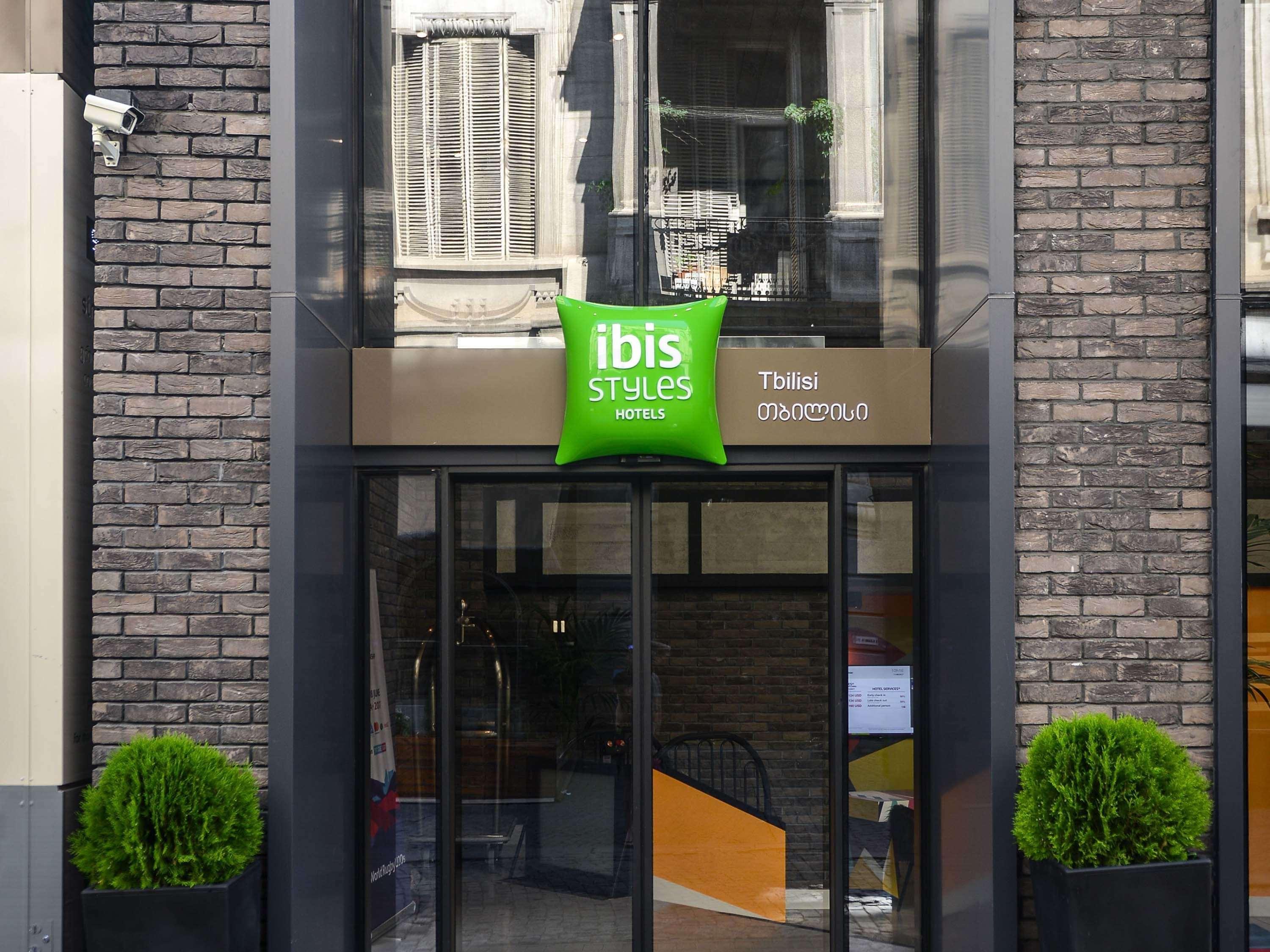 Ibis Styles Tbilisi Center Hotel Exterior foto