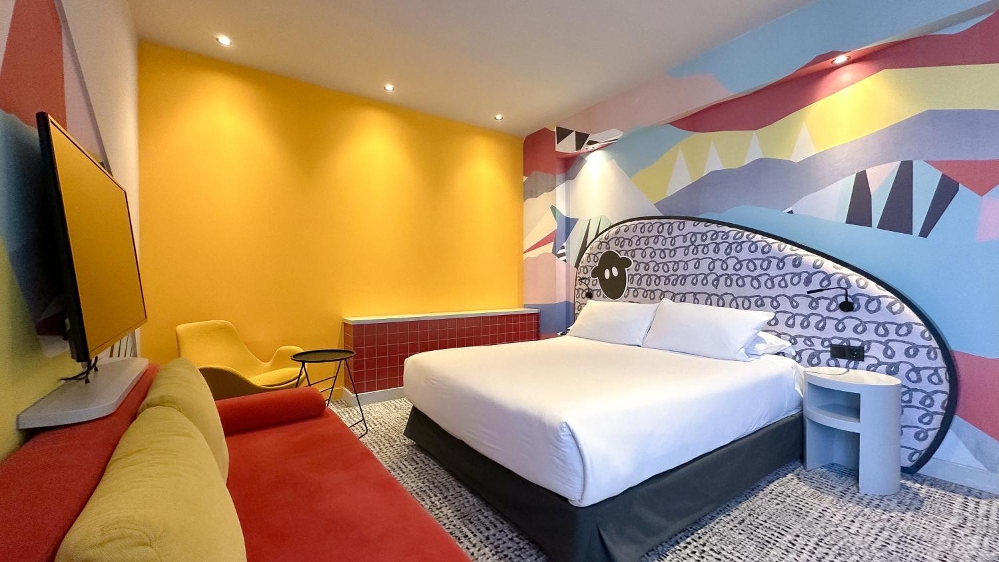 Hotel Ibis Styles Tbilisi Center Exterior foto